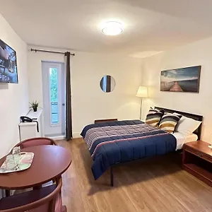 Hotel La Du Voyageur, Montréal