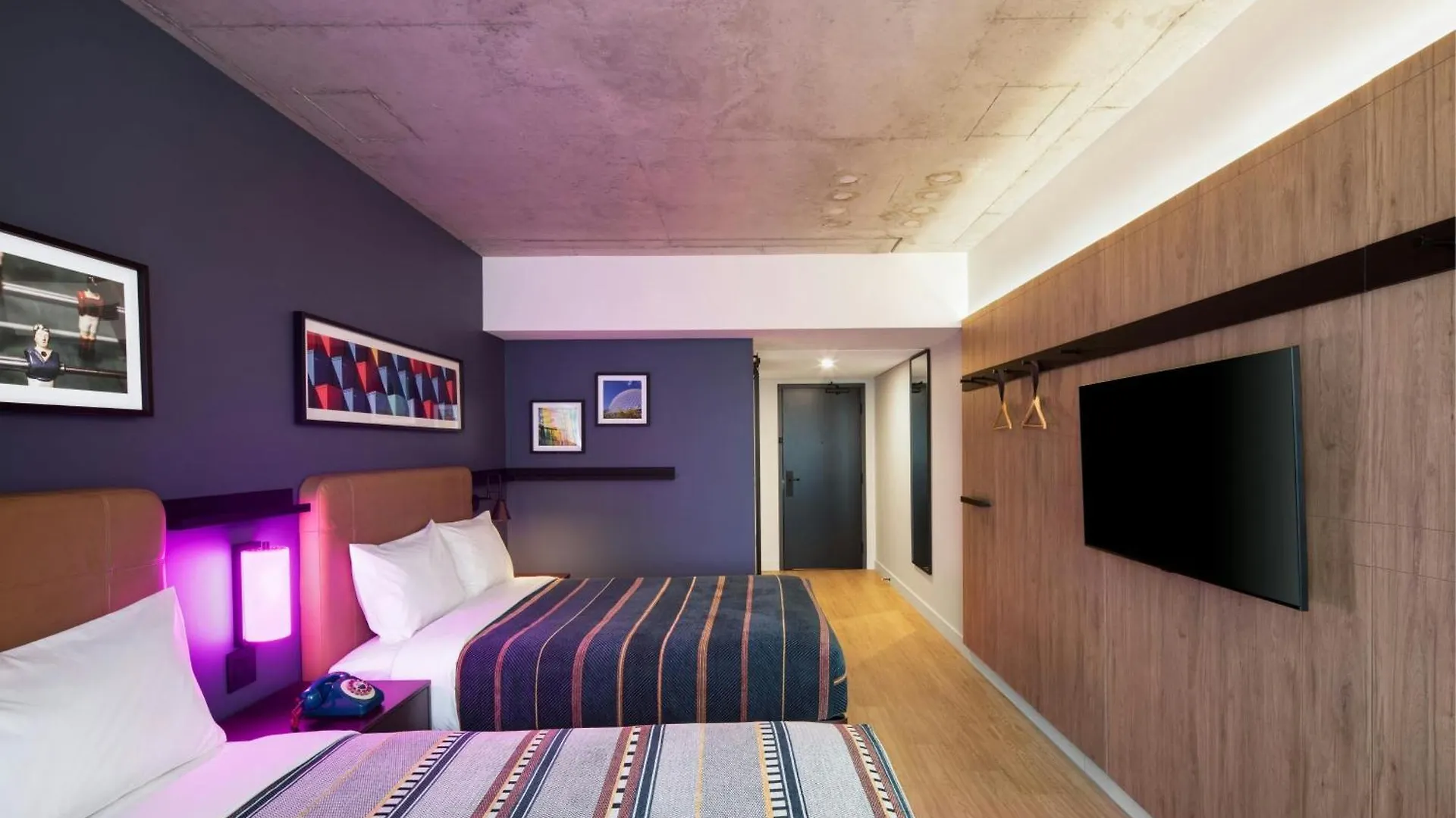 Moxy Montreal Downtown Hotel